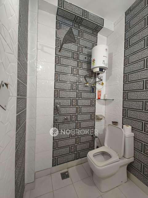 3 BHK Flat In Vaishali Apartment, Vikaspuri For Sale  In Vikaspuri Rd