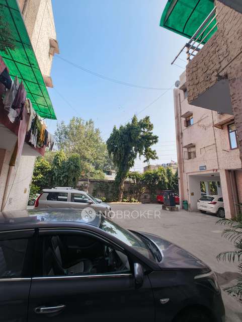 3 BHK Flat In Vaishali Apartment, Vikaspuri For Sale  In Vikaspuri Rd