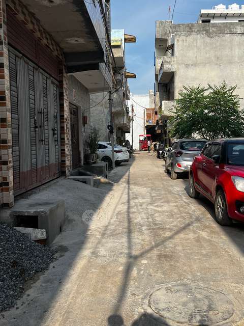 Plot For Sale  In E-block, Qutub Vihar Phase 2