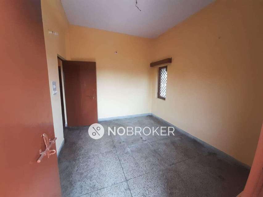 1 BHK Flat In Standalone Building  For Sale  In Vasundhara