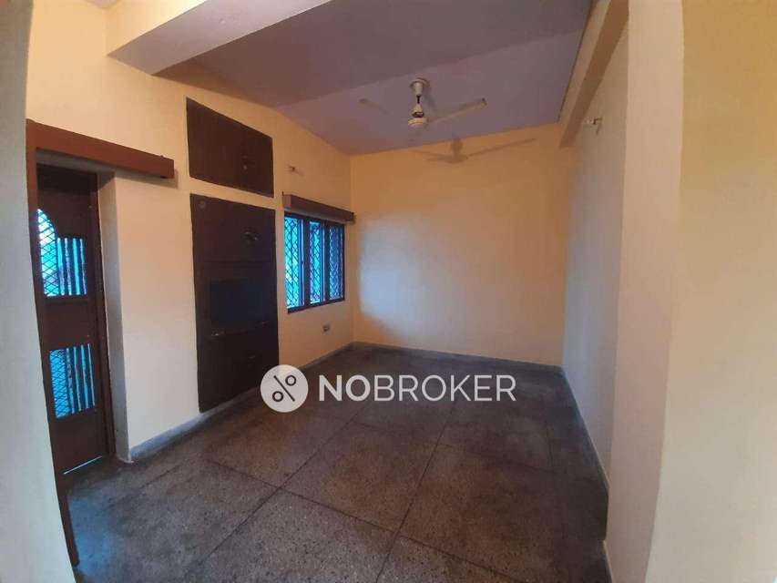 1 BHK Flat In Standalone Building  For Sale  In Vasundhara