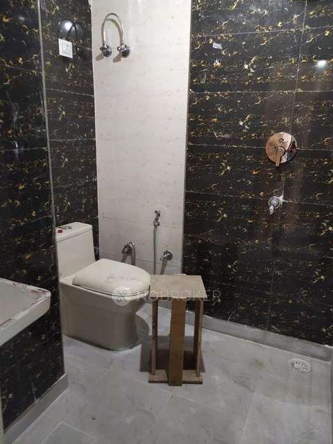 2 BHK Flat In Standalone Building  For Sale  In Nawada