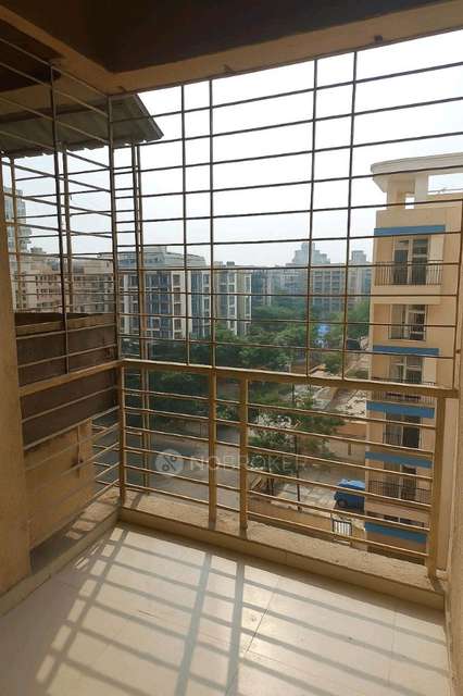 1 BHK Flat In Labdhi Corner, Sector 17, Plot Nom 250 B  For Sale  In Labdhi Corner