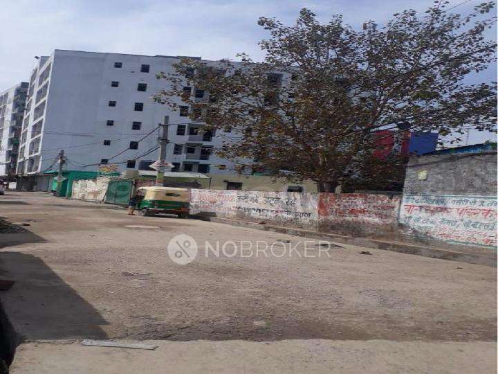 1 BHK Flat In Srp Apart Ment  for Rent  In Sector 73