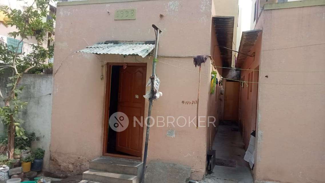 1 RK House for Rent  In Basaweshwara Nagar