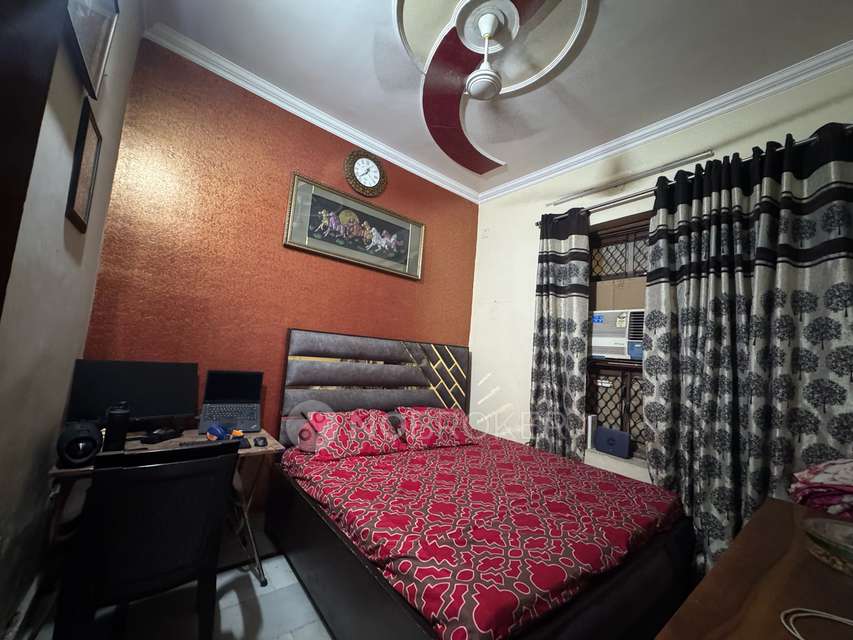 2 BHK Flat For Sale  In Balbir Nagar, Shahdara