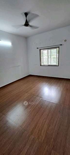 3 BHK Flat In Aashirwad Aparfments  For Sale  In 7, Vallalar, 1st Cross St, Chelli Nagar, Ezhil Nagar, Selaiyur, Chennai, Tamil Nadu 600073, India