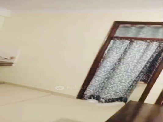 2 BHK Flat In Shiri Hariman Apartment For Sale  In Sector 126