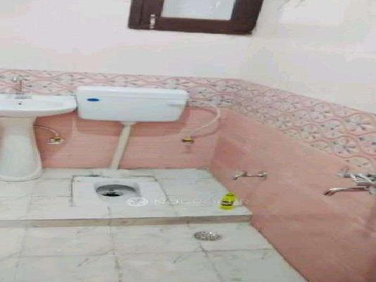 2 BHK Flat In Shiri Hariman Apartment For Sale  In Sector 126