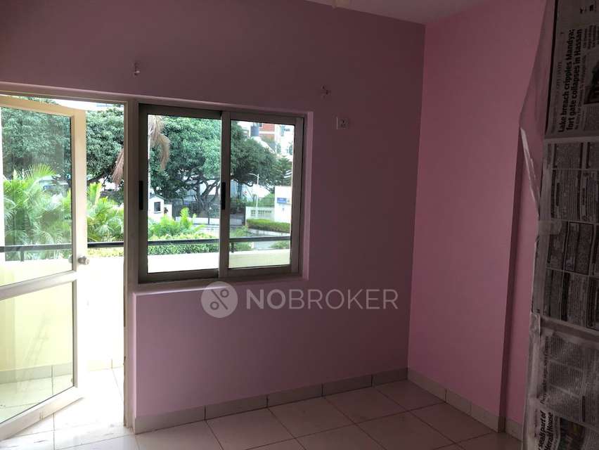 3 BHK Flat In Mantri Sarovar, Hsr Layout For Sale  In Hsr Layout