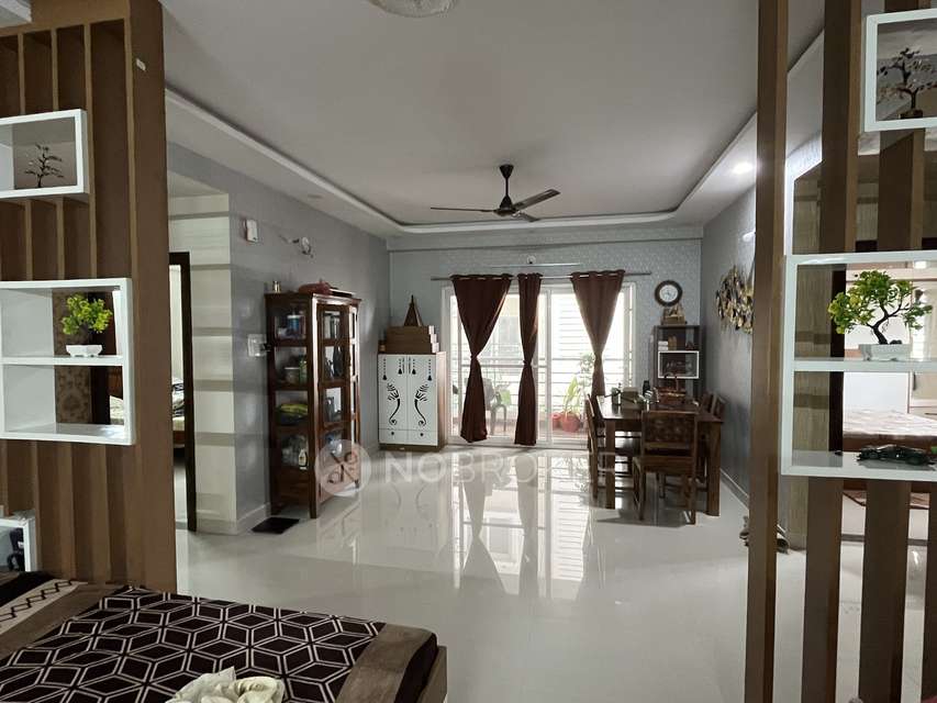 3 BHK Flat In Hpr Lake Front  For Sale  In Hafeezpet