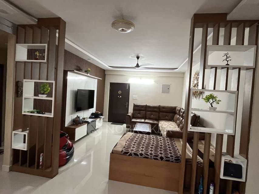 3 BHK Flat In Hpr Lake Front  For Sale  In Hafeezpet