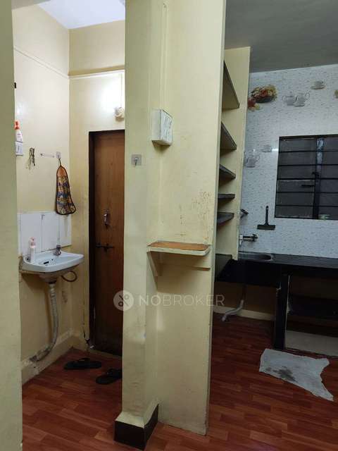 Shared Room for Female In 1 BHK  In Shiv Darshan Apartment In Hadapsar 