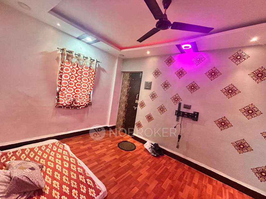 Shared Room for Female In 1 BHK  In Shiv Darshan Apartment In Hadapsar 