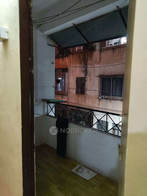 Shared Room for Female In 1 BHK  In Shiv Darshan Apartment In Hadapsar 