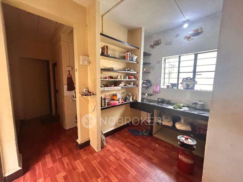 Shared Room for Female In 1 BHK  In Shiv Darshan Apartment In Hadapsar 