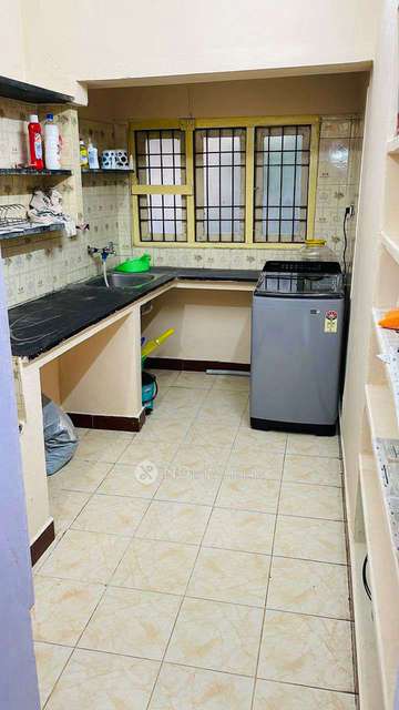 PG for Boys in Anna Nagar