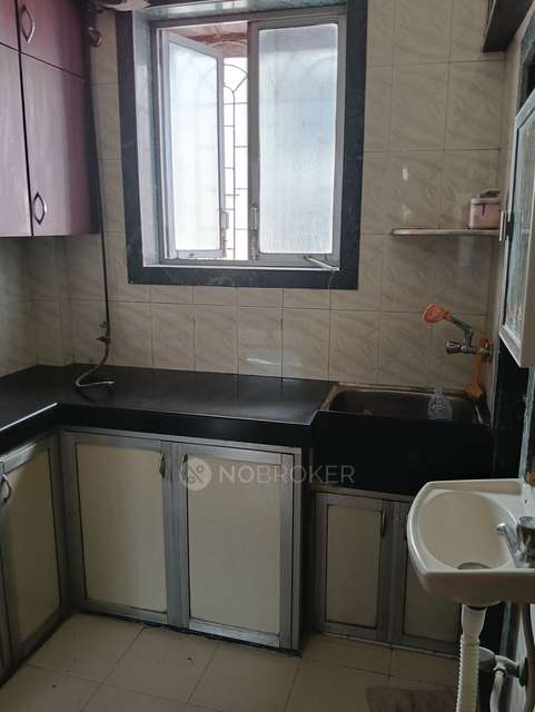 1 RK Flat For Sale  In Kandivali West