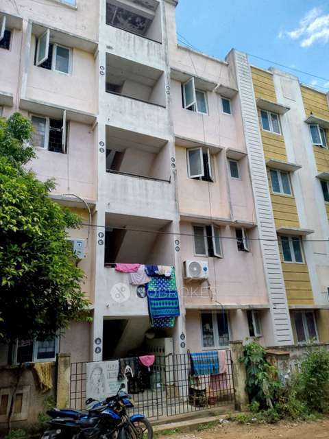 1 BHK Flat In Rainbow Appartment Manali New Town For Sale  In Edayanchavadi Rd