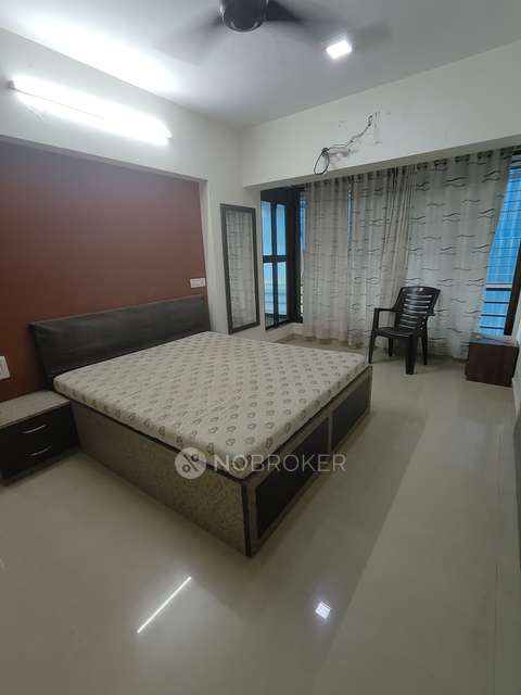 2 BHK Flat For Sale  In Goregaon East