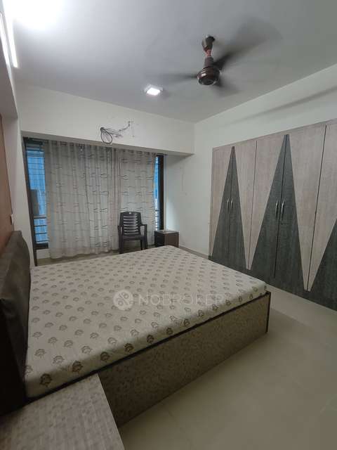 2 BHK Flat For Sale  In Goregaon East
