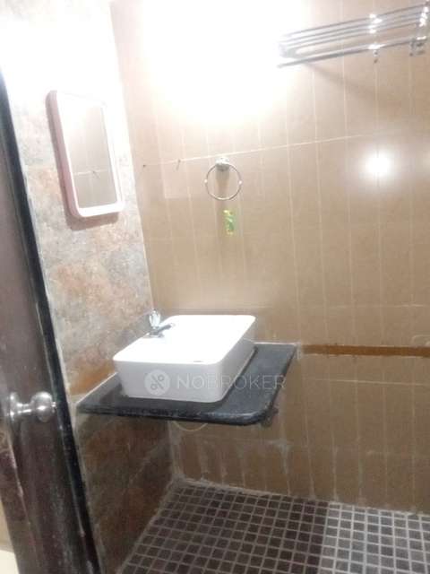 2 BHK Flat For Sale  In Goregaon East