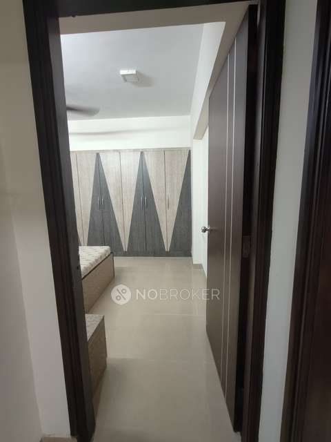 2 BHK Flat For Sale  In Goregaon East