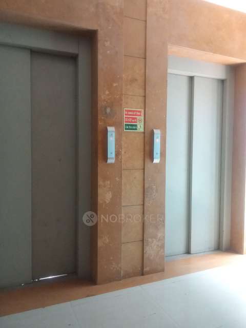 2 BHK Flat For Sale  In Goregaon East