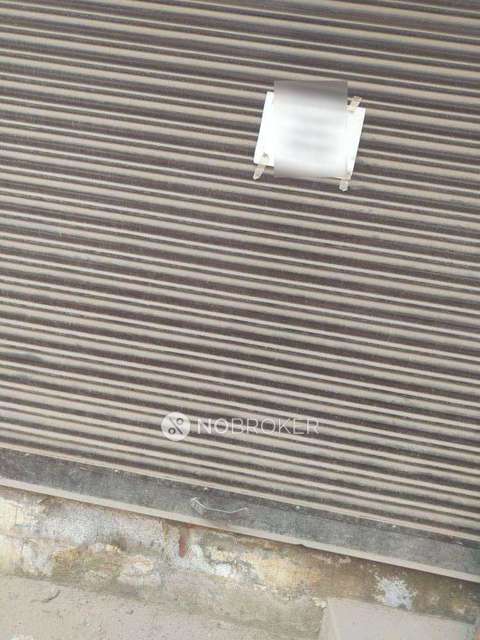 Shop in Mahavir Enclave, Delhi for Rent 