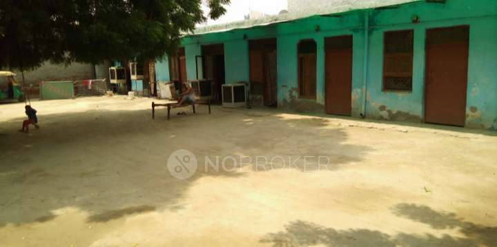 Commercial Property in Sector 49, Noida for sale 