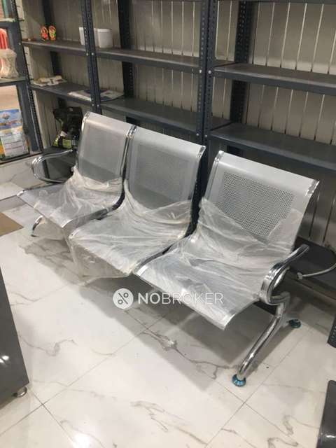 Shop in Saket, Delhi for sale 