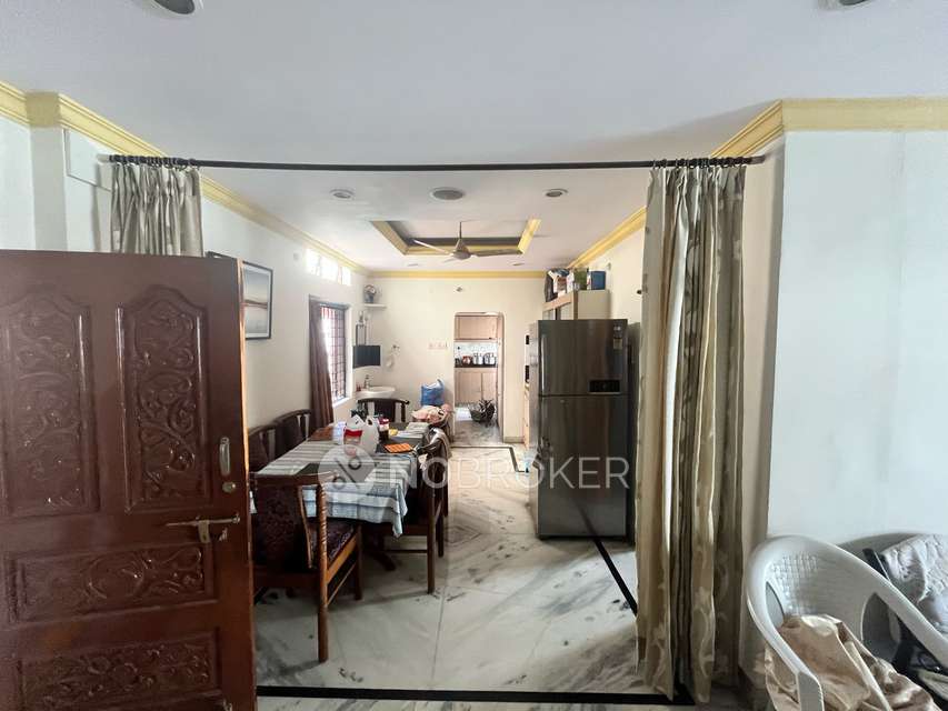3 BHK Flat In Sai Krupa Apartments For Sale  In Padmarao Nagar