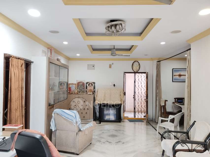 3 BHK Flat In Sai Krupa Apartments For Sale  In Padmarao Nagar