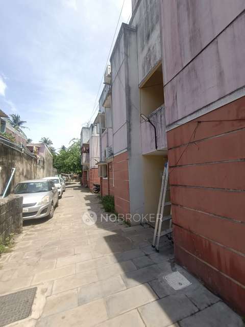 3 BHK Flat In Sai Baba Colony Phase I For Sale  In East Tambaram