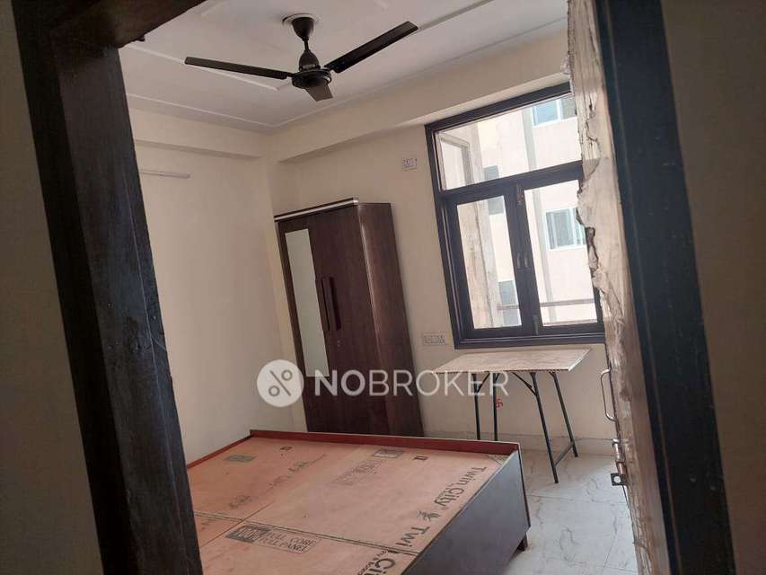 1 RK Flat for Rent  In Sector 126