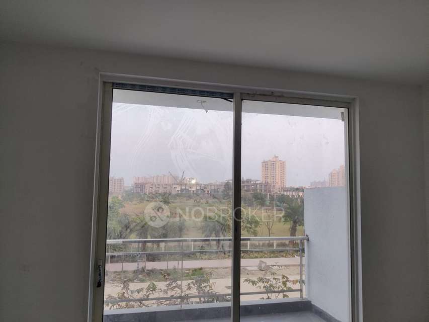 4+ BHK Flat In Godrej Golf Links For Sale  In Sector 27