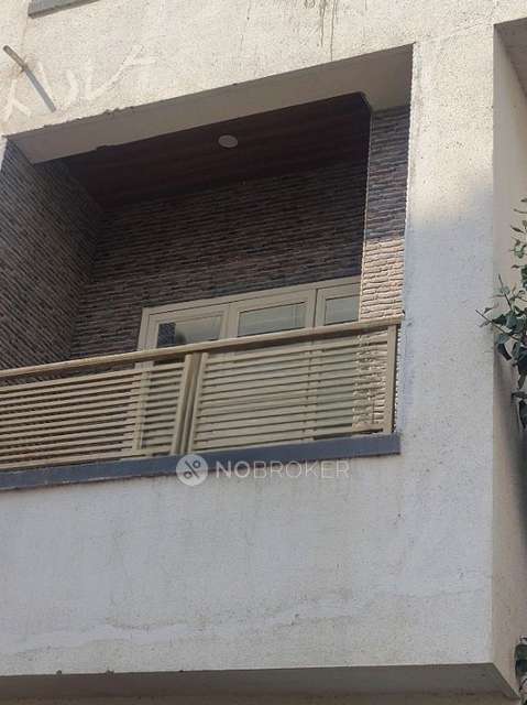 PG for Girls in Lohegaon