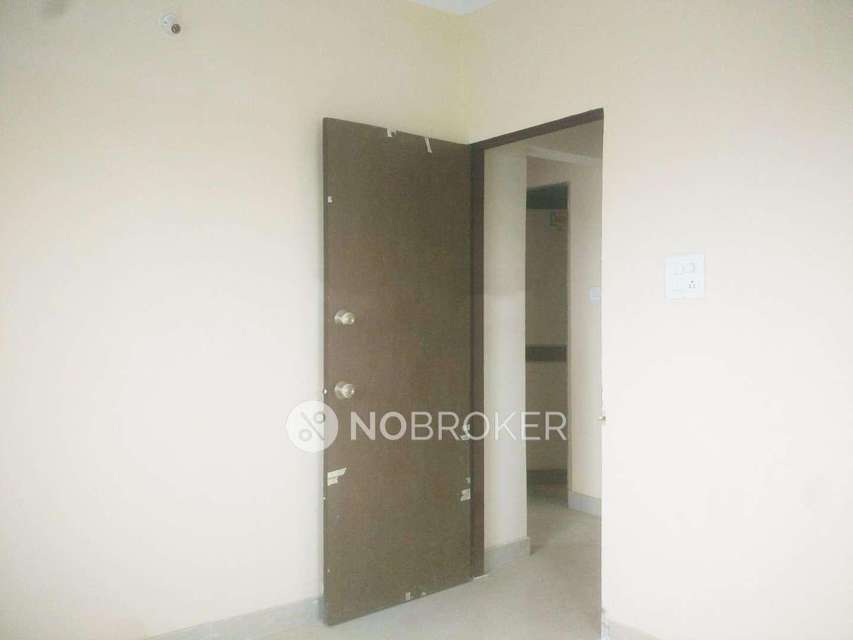 2 BHK Flat In Royal Prime Residency For Sale  In Manjri Bk