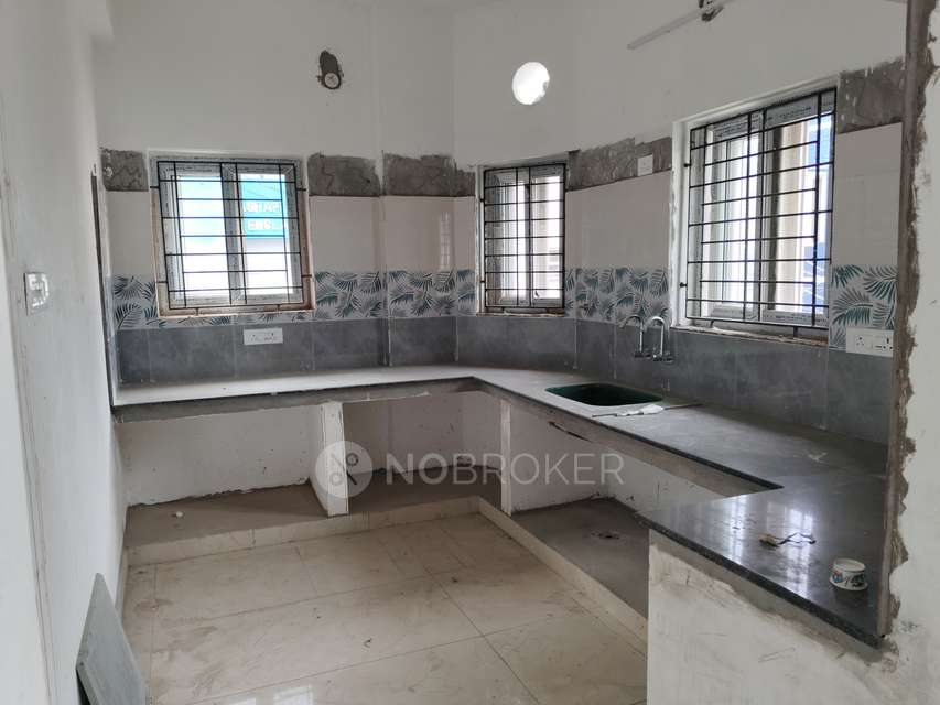 Showroom in Madipakkam, Chennai for Rent 