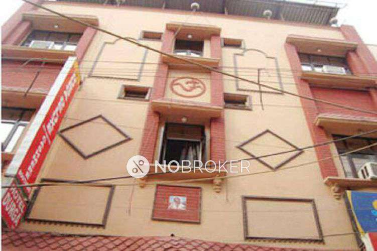 standalone building WEA, Karol Bagh Rent WITHOUT BROKERAGE Fully
