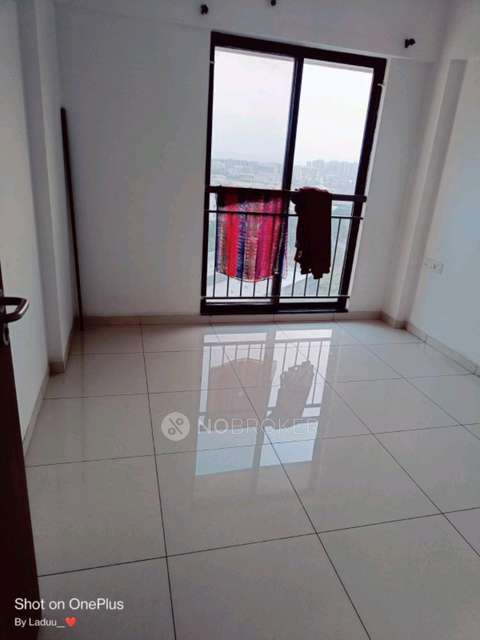 2 BHK Flat In Pride World City For Sale  In Charholi Budruk