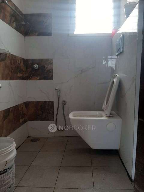 4+ BHK Flat For Sale  In Mavalli