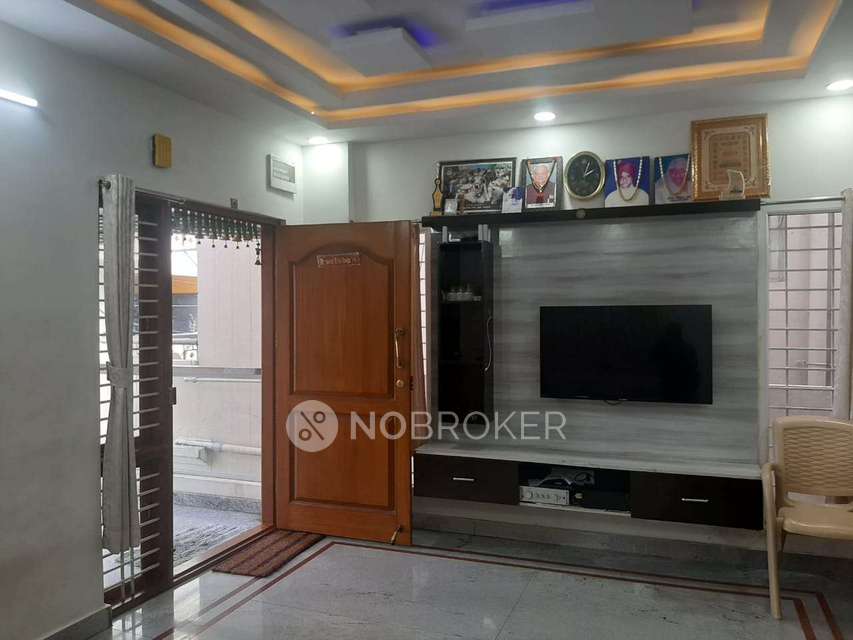 4+ BHK Flat For Sale  In Mavalli