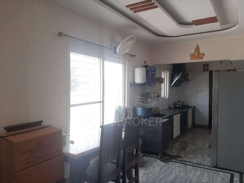 4+ BHK Flat For Sale  In Mavalli