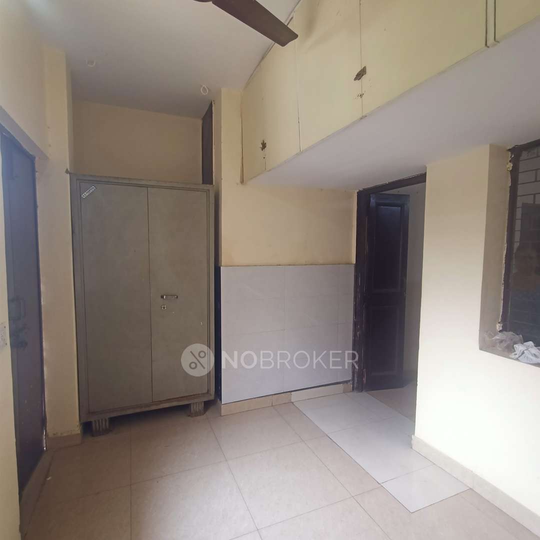 2 BHK Flat In Cottage Enclave, Paschim Vihar for Rent  In Paschim Vihar