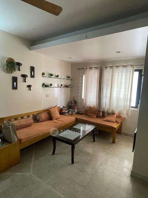 2 BHK Flat In Vaibhav Residency for Rent  In C V Raman Nagar