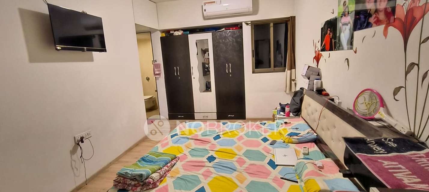 3 BHK Flat In Lodha Casa Royale For Sale  In Majiwada