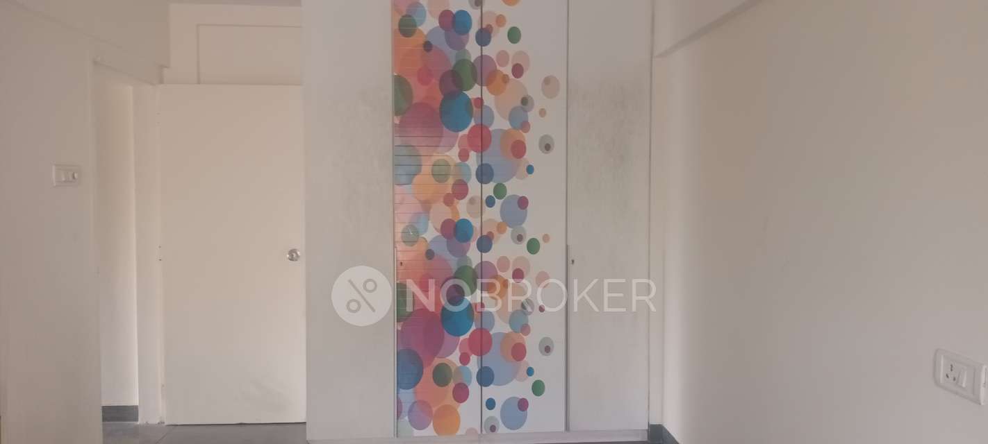 2 BHK Flat In Vireshwar Sneh Chs. For Sale  In Vile Parle