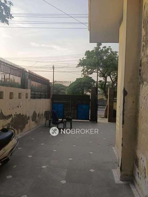 4+ BHK House For Sale  In Sector 72