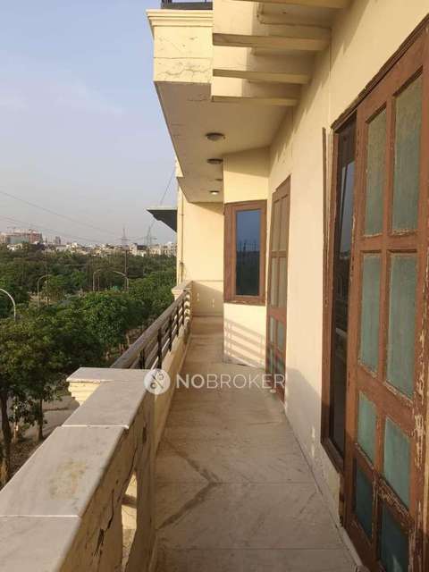 4+ BHK House For Sale  In Sector 72